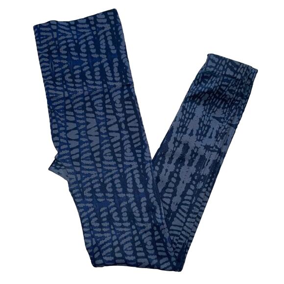 Spanx Look At Me Now Leggings S Abstract Cropped Seamless Activewear Shaping - Picture 1 of 5